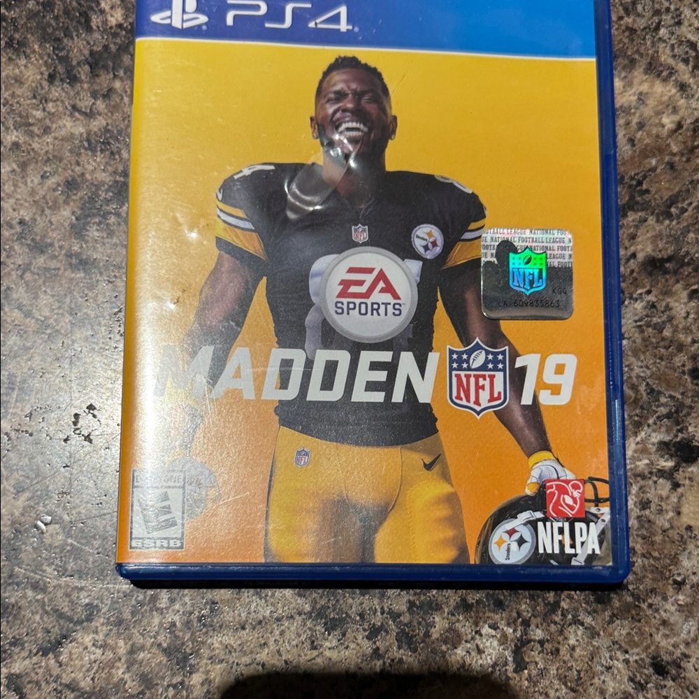Madden NFL 19 (PS4) - EA Sports Yellow Cover